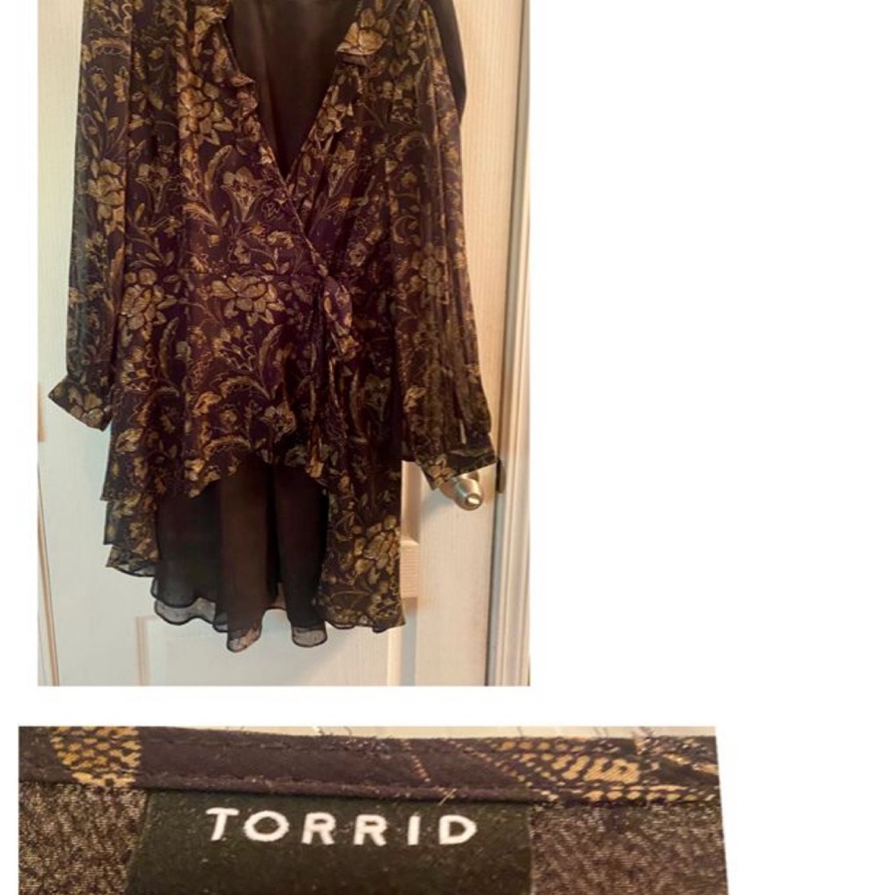 Torrid Black & Gold Asymmetrical Long Sleeve Blouse